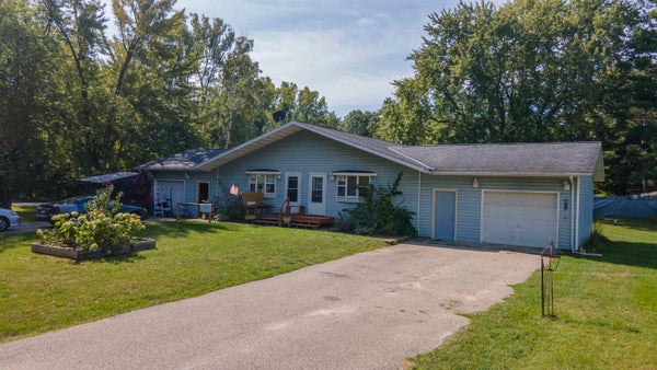 W7605 CHICAGO CT, WAUTOMA, WI 54982 - Image 6814ee1e9f7382a98ccb3d5bccd9af2a/818992677