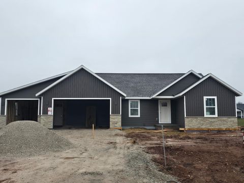 Photo of 8375 MARLO Avenue, NEENAH, WI 54956 (MLS # 50323336)