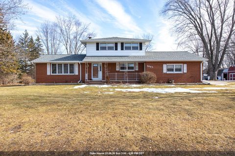 Photo of 2965 PACKERLAND Drive, GREEN BAY, WI 54313 (MLS # 50321213)