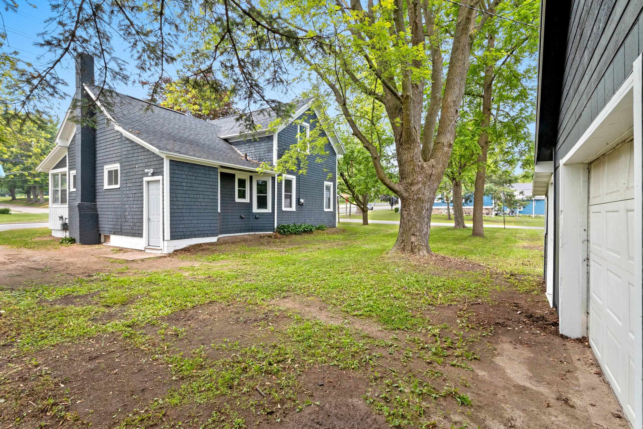 Bear Creek, Wisconsin 54922, United States, 3 Bedrooms Bedrooms, ,2 BathroomsBathrooms,Residential,Active,153138