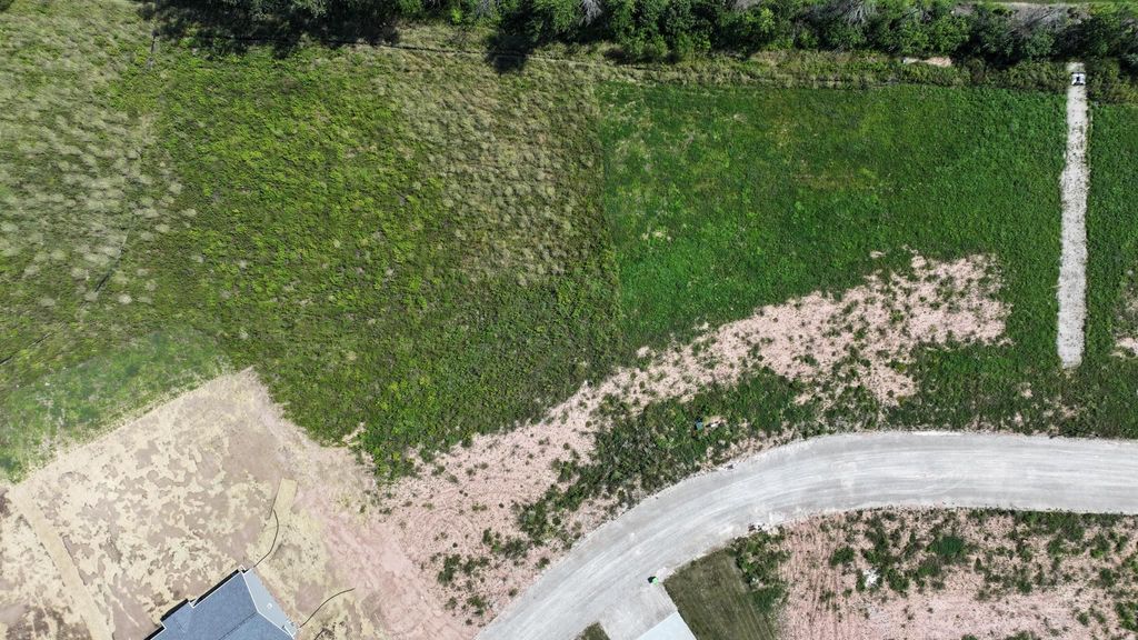 Photo of BLUE HERON Circle, SHERWOOD, WI 54169 (MLS # 50313870)