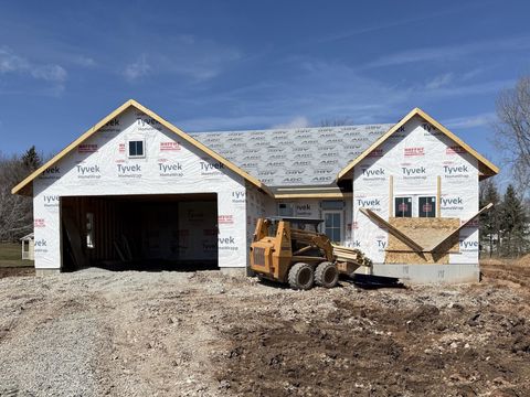 Photo of W6838 GOLDFINCH Drive, GREENVILLE, WI 54942 (MLS # 50321531)