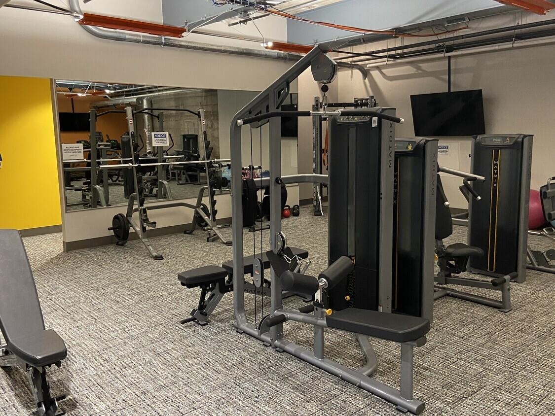 1101 E SOUTH RIVER Street