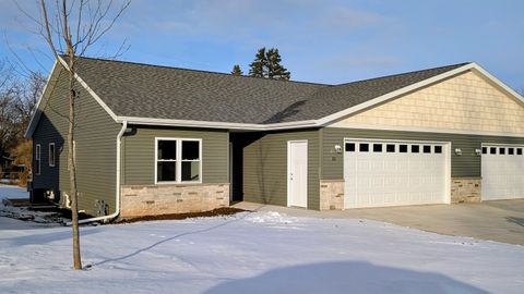 Photo of 128 EVERGREEN Lane, CHILTON, WI 53014 (MLS # 50319946)