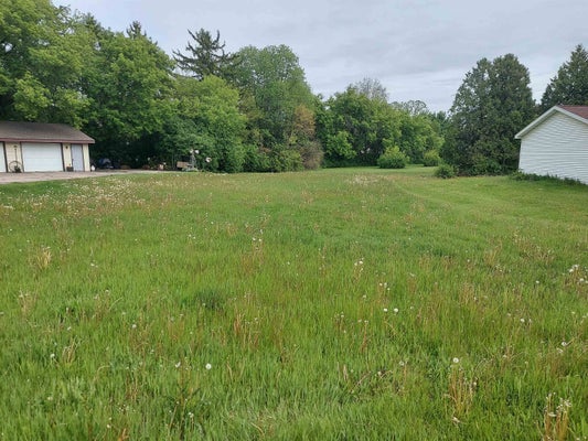 1239 W SOUTH PARK AVE, OSHKOSH, WI 54902 - Image 6c0f3f2109d9f0e3cd0c8dc3c7769b4f/3363105359