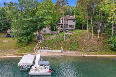 Photo of N1736 20TH Road, WAUTOMA, WI 54982 (MLS # 50315741)