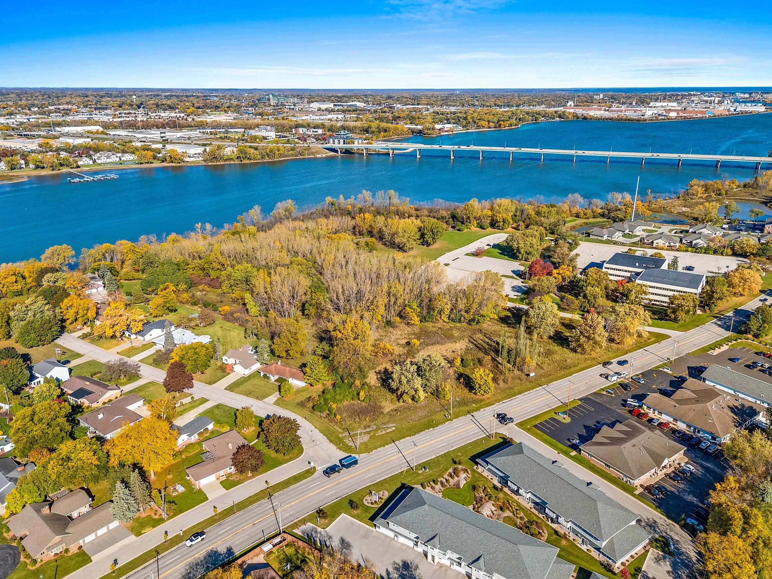 3200 RIVERSIDE Drive