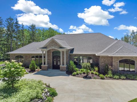 Photo of 6800 N PURDY Parkway, APPLETON, WI 54913 (MLS # 50321694)