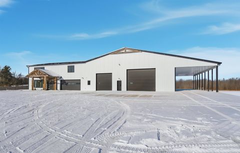 Photo of 5304 SAMPSON Road, ABRAMS, WI 54101 (MLS # 50318214)