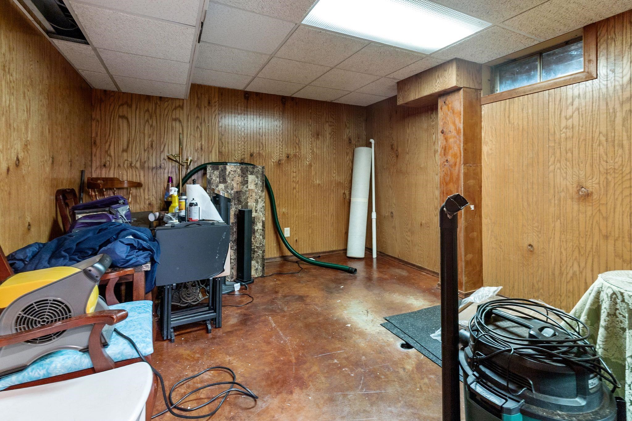 Appleton, Wisconsin 54914, United States, 3 Bedrooms Bedrooms, ,2 BathroomsBathrooms,Residential,Active,183140