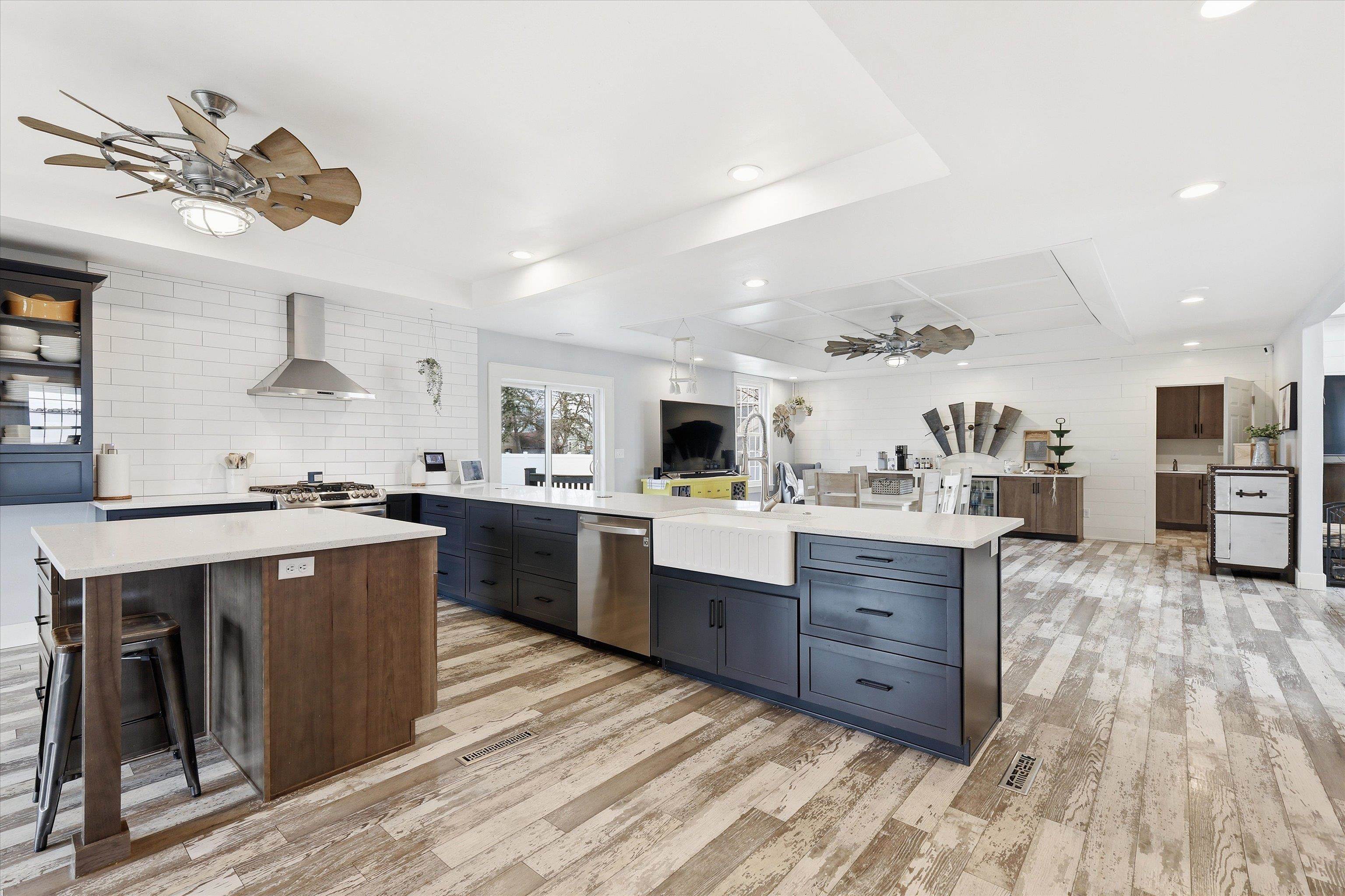 439 E FACTORY Street