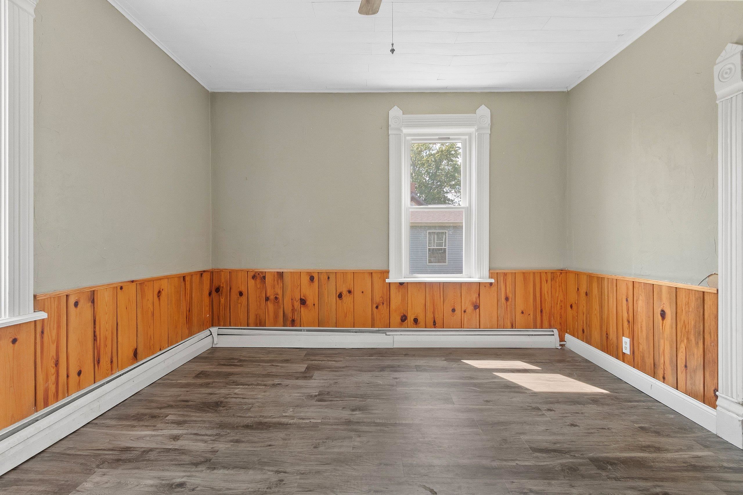 Cecil, Wisconsin 54111, United States, 6 Bedrooms Bedrooms, ,2 BathroomsBathrooms,Residential,Active,145634