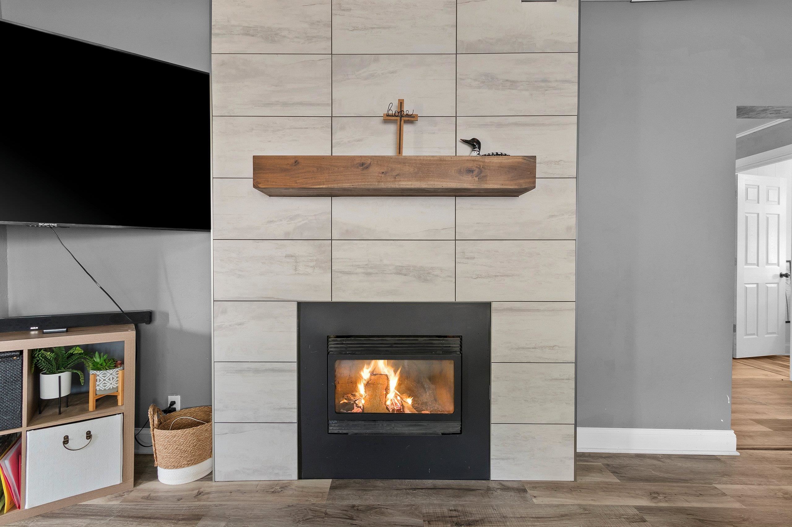 Cecil, Wisconsin 54111, United States, 6 Bedrooms Bedrooms, ,2 BathroomsBathrooms,Residential,Active,145634