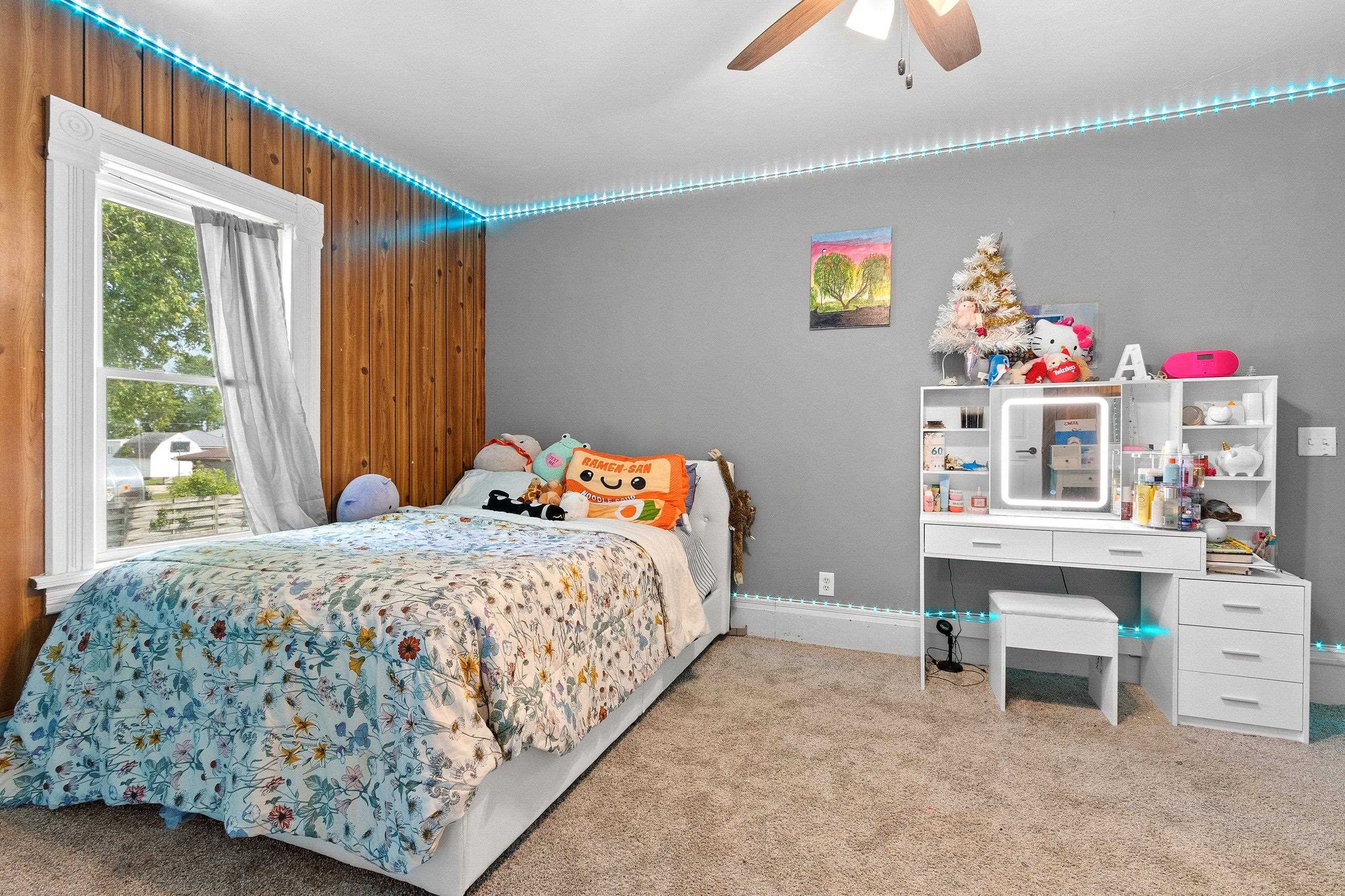 Cecil, Wisconsin 54111, United States, 6 Bedrooms Bedrooms, ,2 BathroomsBathrooms,Residential,Active,145634