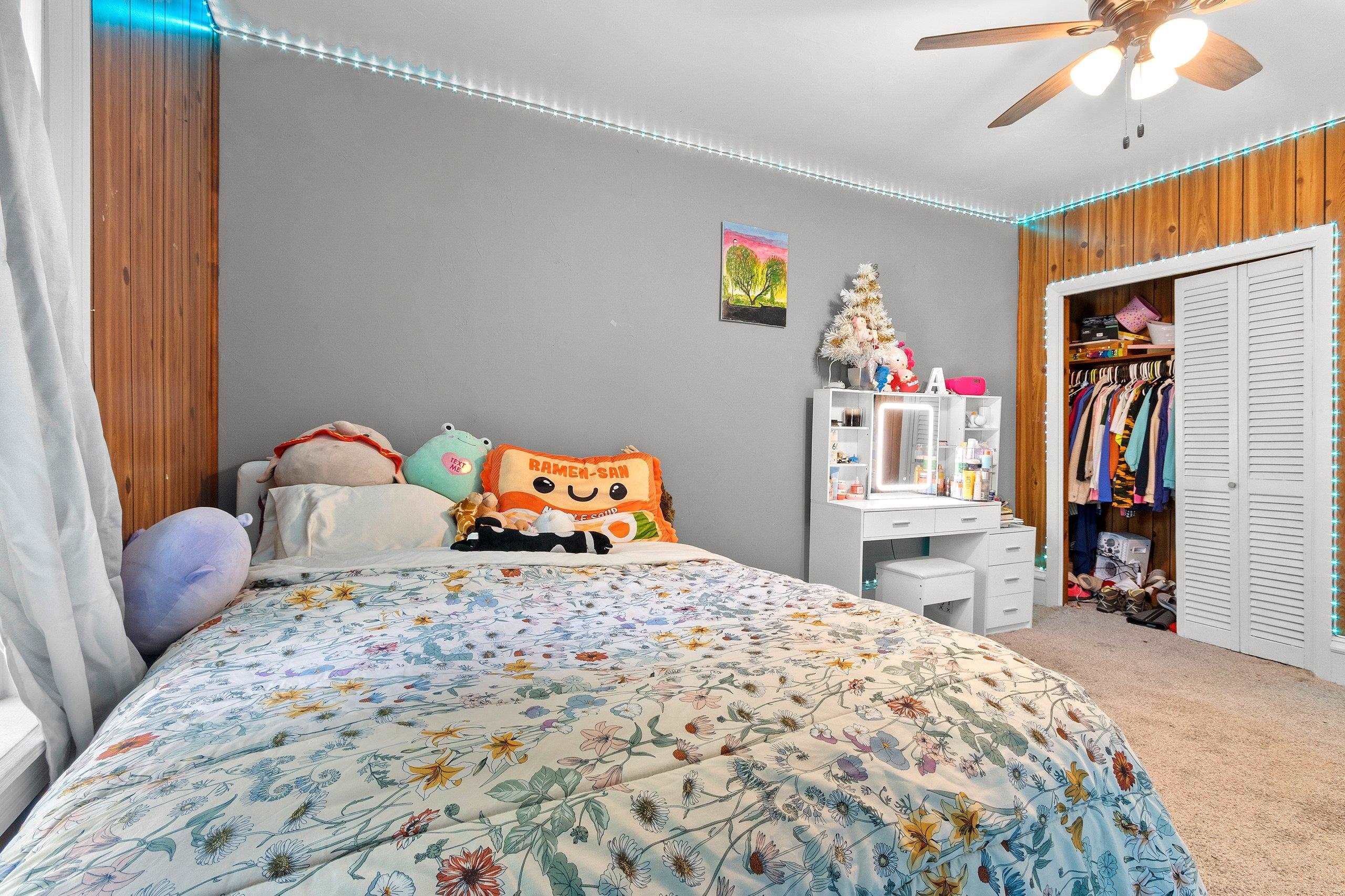 Cecil, Wisconsin 54111, United States, 6 Bedrooms Bedrooms, ,2 BathroomsBathrooms,Residential,Active,145634