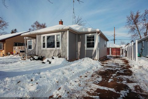 Photo of 309 E 12TH Street, FOND DU LAC, WI 54935 (MLS # 50319223)