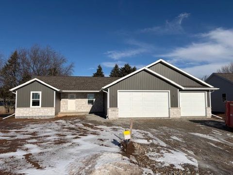 Photo of N3983 WETTERING Way, KAUKAUNA, WI 54130 (MLS # 50319285)