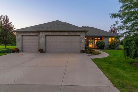 Photo of 442 WINDMILL Drive, KAUKAUNA, WI 54130 (MLS # 50332994)
