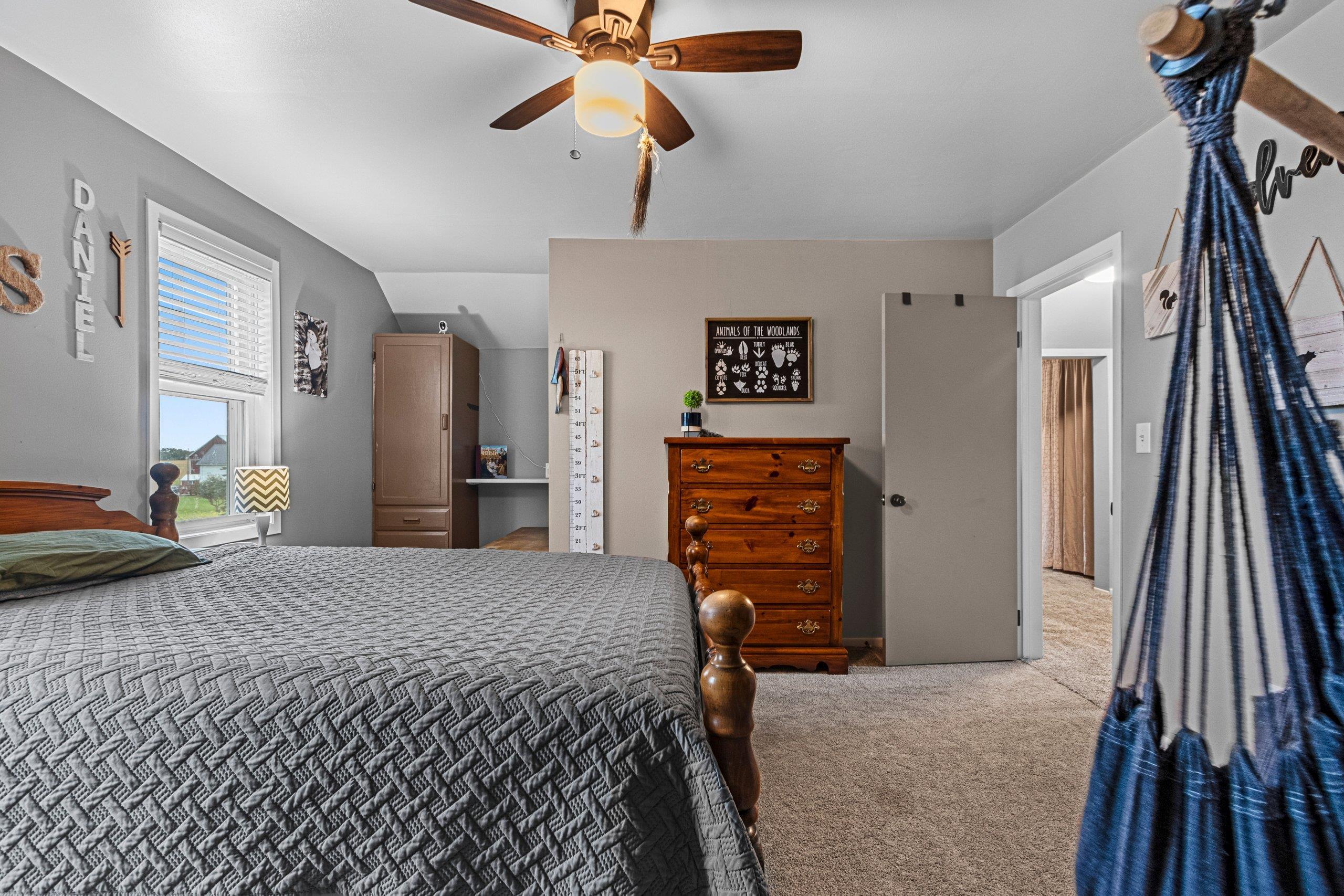 Cecil, Wisconsin 54111, United States, 5 Bedrooms Bedrooms, ,2 BathroomsBathrooms,Residential,Active,195293