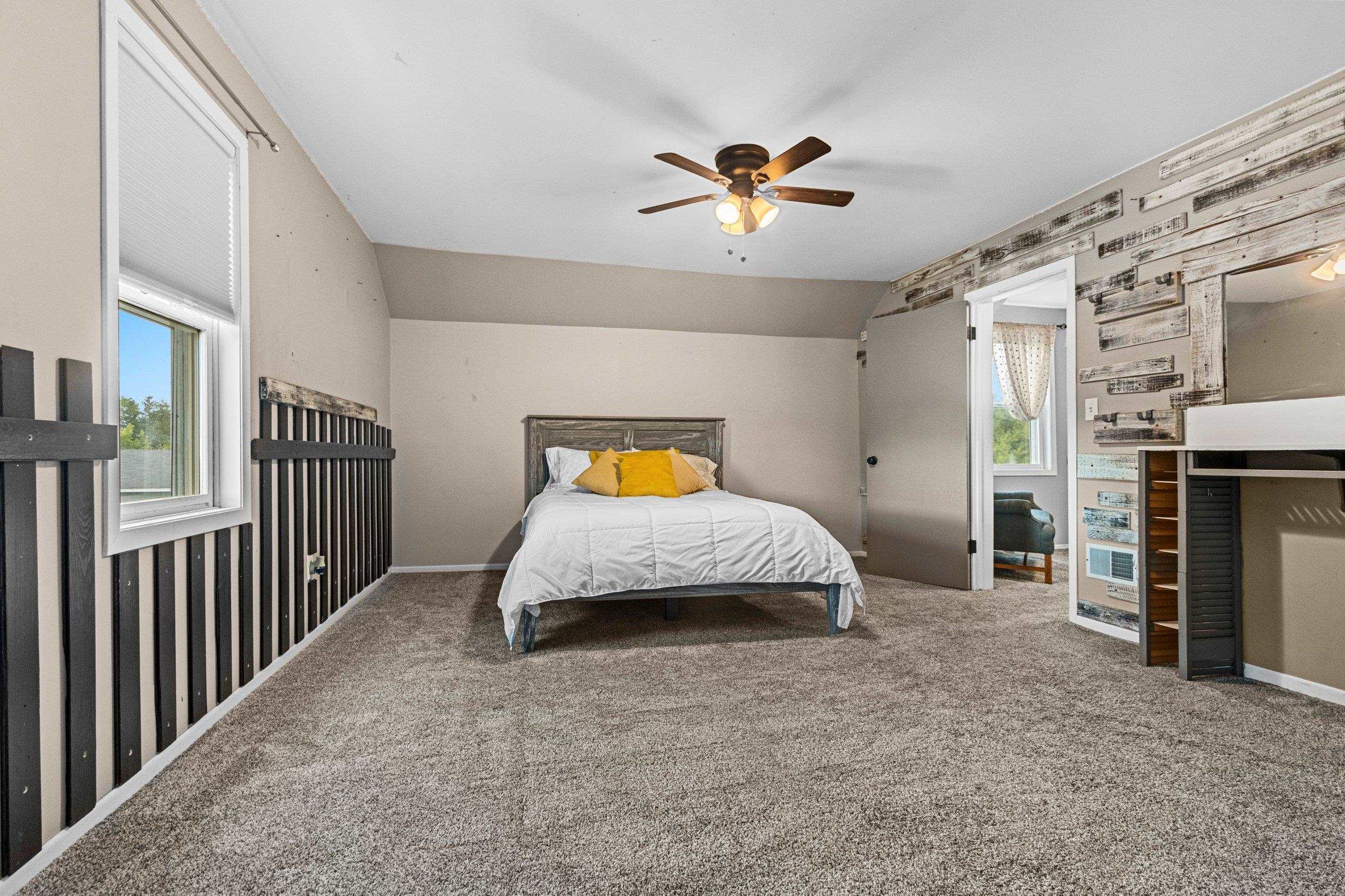 Cecil, Wisconsin 54111, United States, 5 Bedrooms Bedrooms, ,2 BathroomsBathrooms,Residential,Active,195293