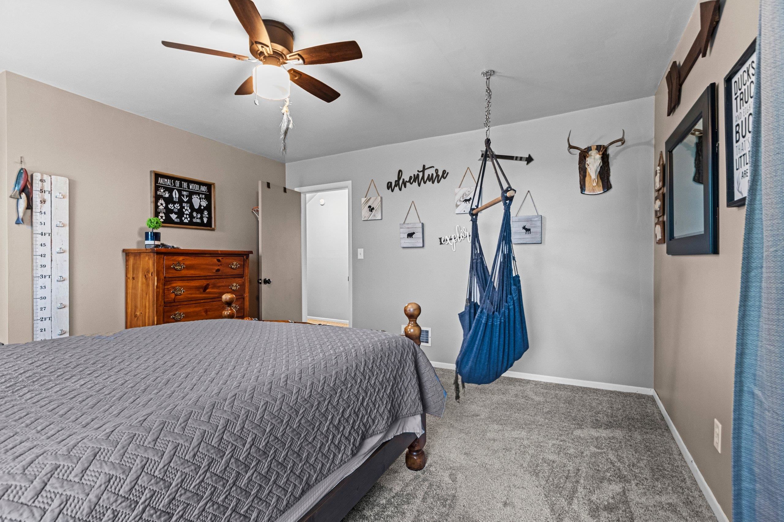 Cecil, Wisconsin 54111, United States, 5 Bedrooms Bedrooms, ,2 BathroomsBathrooms,Residential,Active,195293