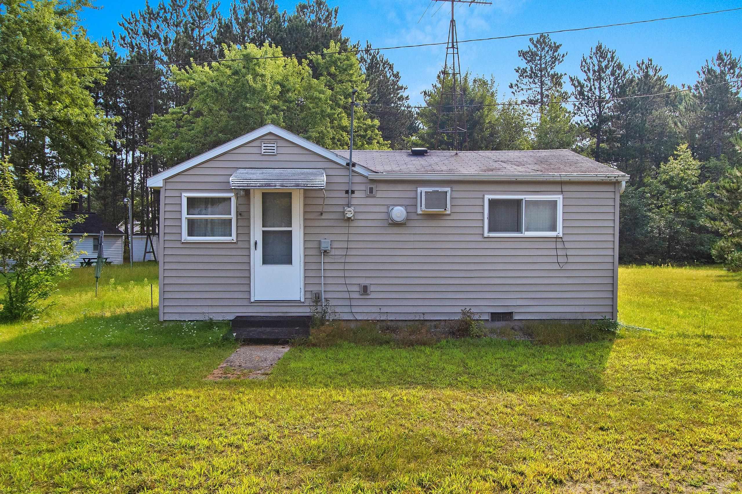 Crivitz, Wisconsin 54114, United States, 2 Bedrooms Bedrooms, ,1 BathroomBathrooms,Residential,Active,190956