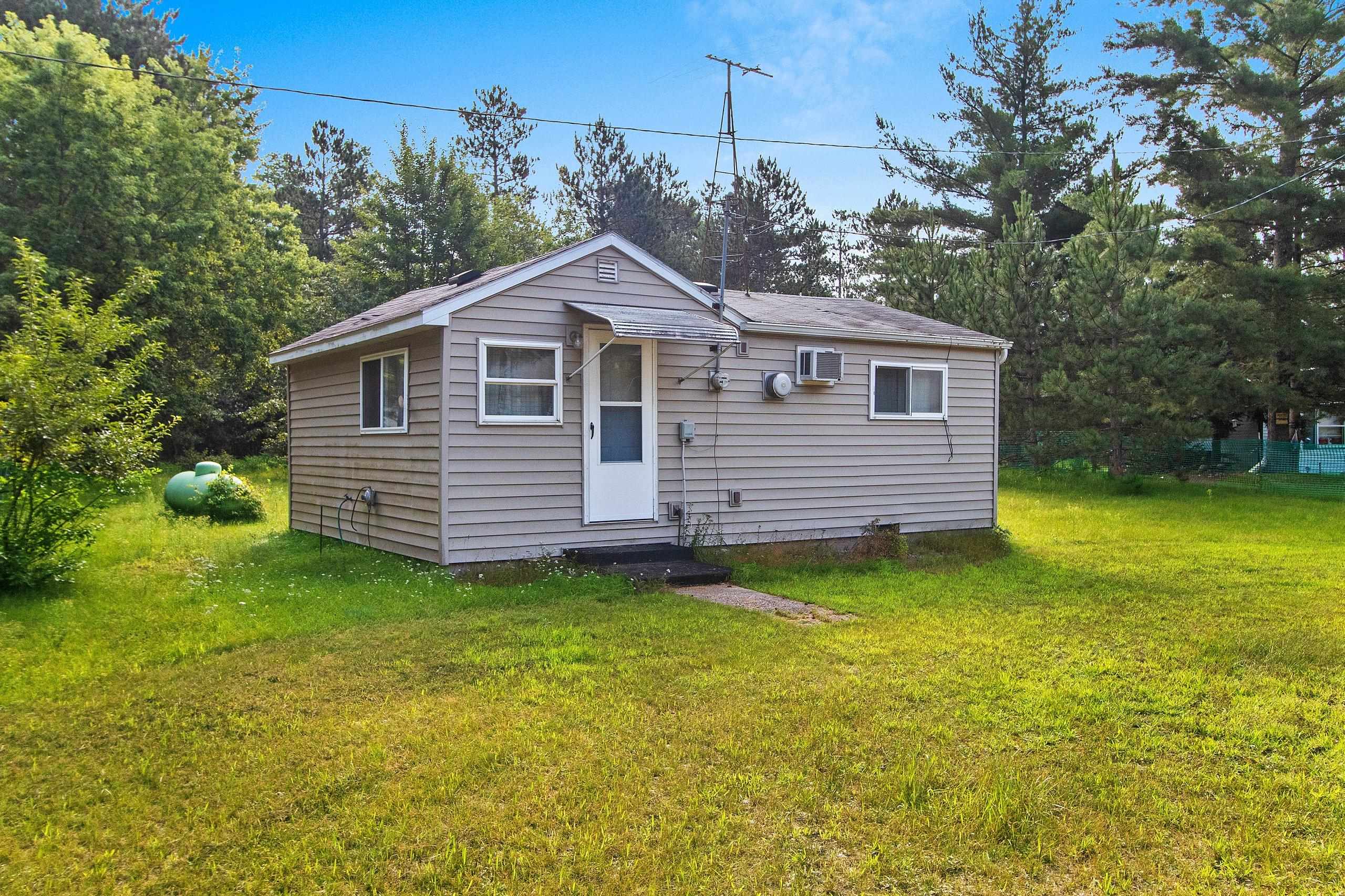 Crivitz, Wisconsin 54114, United States, 2 Bedrooms Bedrooms, ,1 BathroomBathrooms,Residential,Active,190956