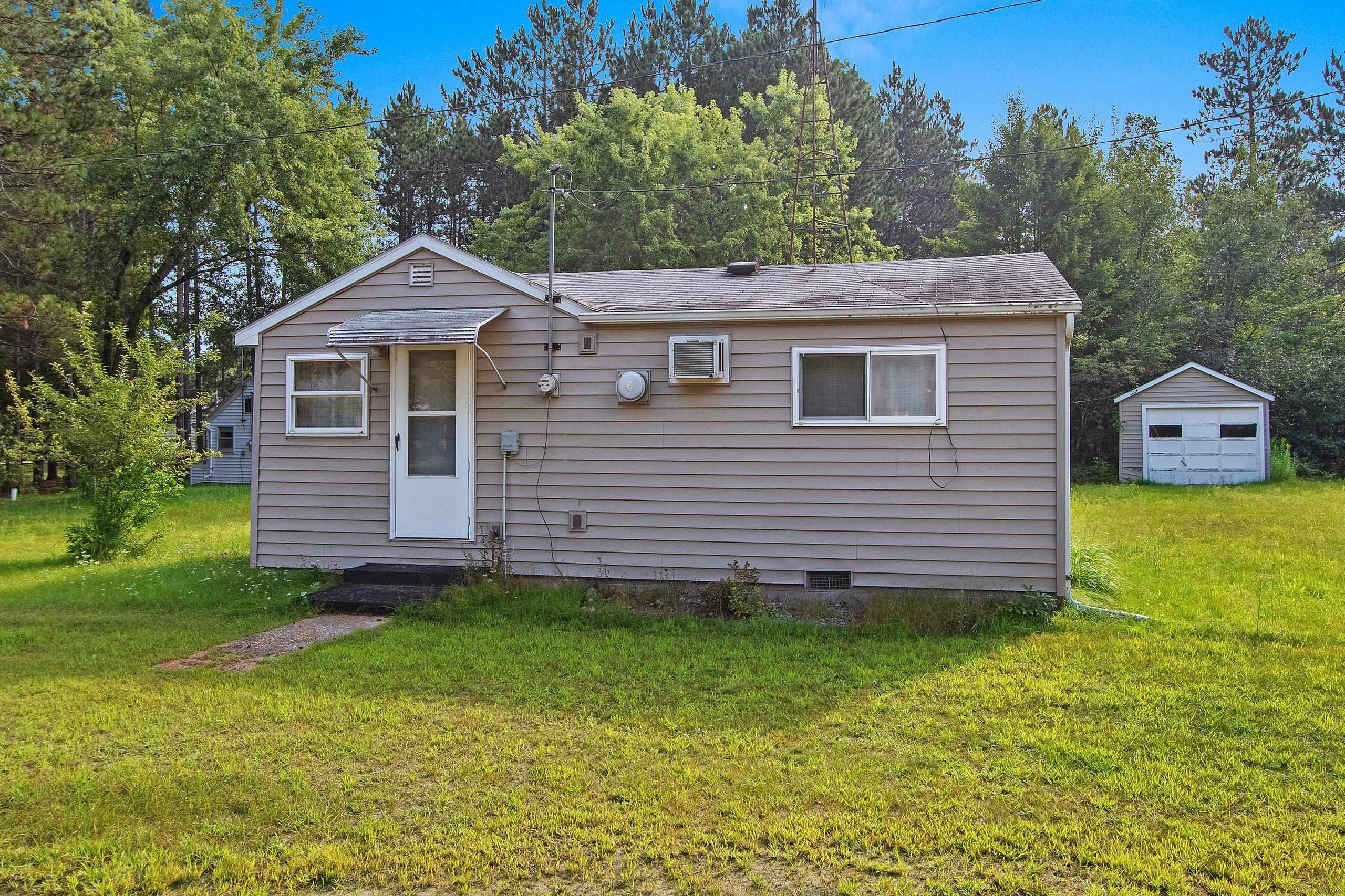 Crivitz, Wisconsin 54114, United States, 2 Bedrooms Bedrooms, ,1 BathroomBathrooms,Residential,Active,190956