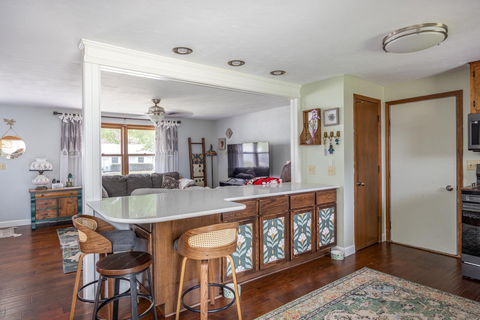 1548 E MOON BEAM Trail