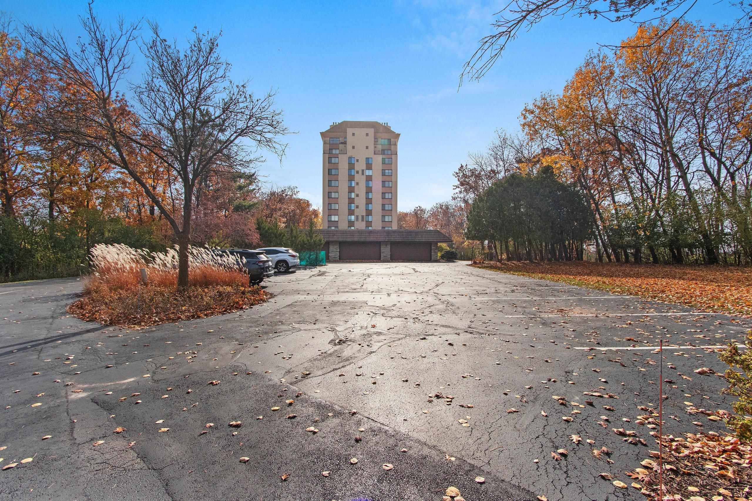 Appleton, Wisconsin 54914, United States, 2 Bedrooms Bedrooms, ,2 BathroomsBathrooms,Residential,Active,36028