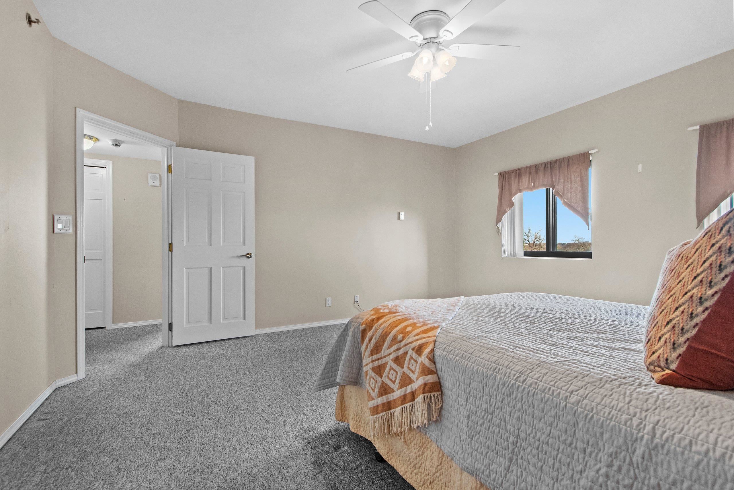 Appleton, Wisconsin 54914, United States, 2 Bedrooms Bedrooms, ,2 BathroomsBathrooms,Residential,Active,36028