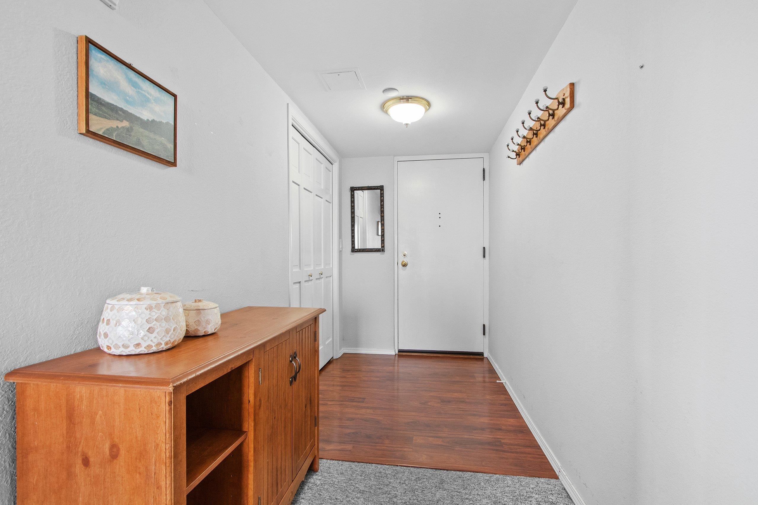 Appleton, Wisconsin 54914, United States, 2 Bedrooms Bedrooms, ,2 BathroomsBathrooms,Residential,Active,36028