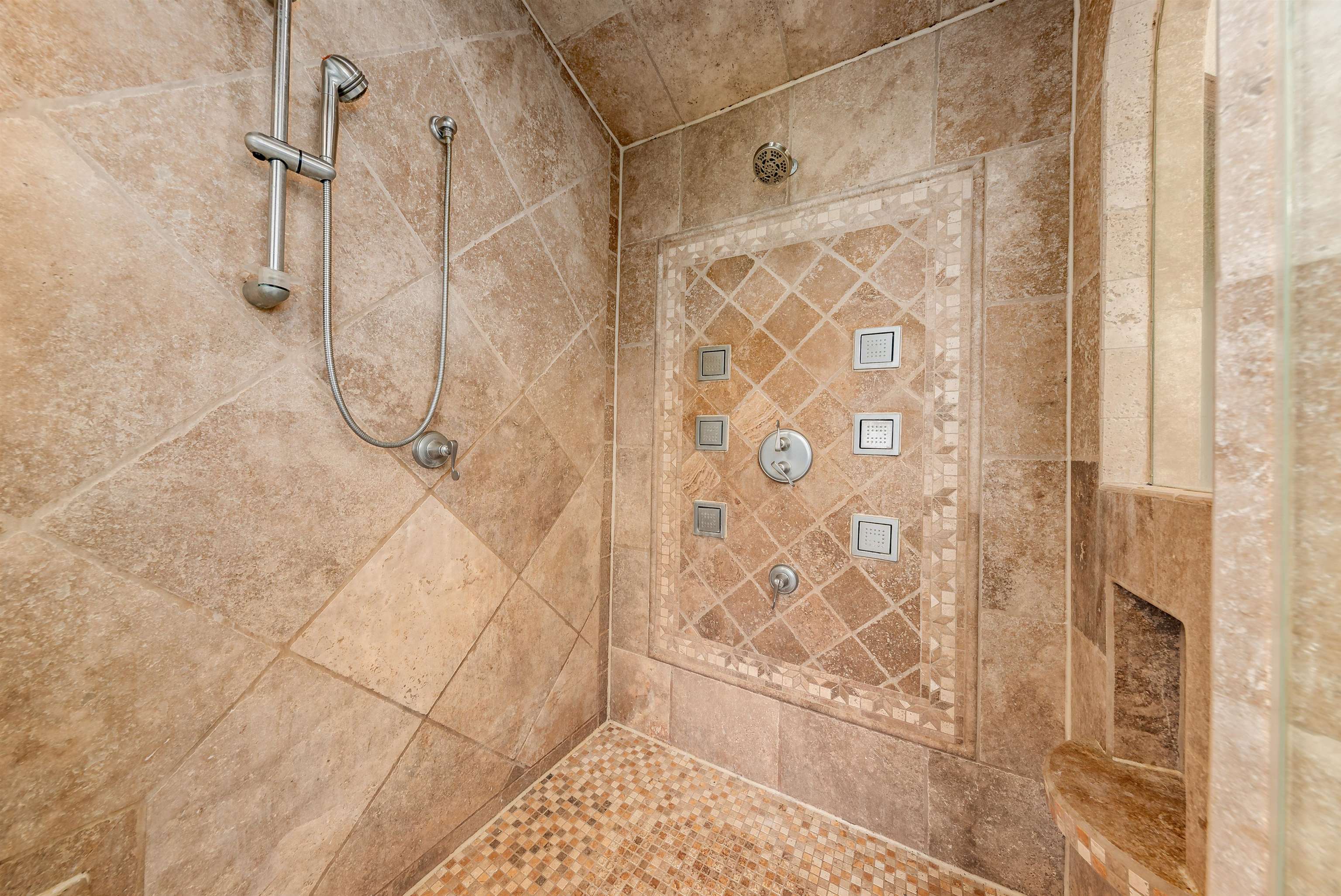 Fredonia, Wisconsin 53021, United States, 5 Bedrooms Bedrooms, ,5 BathroomsBathrooms,Residential,Active,116552