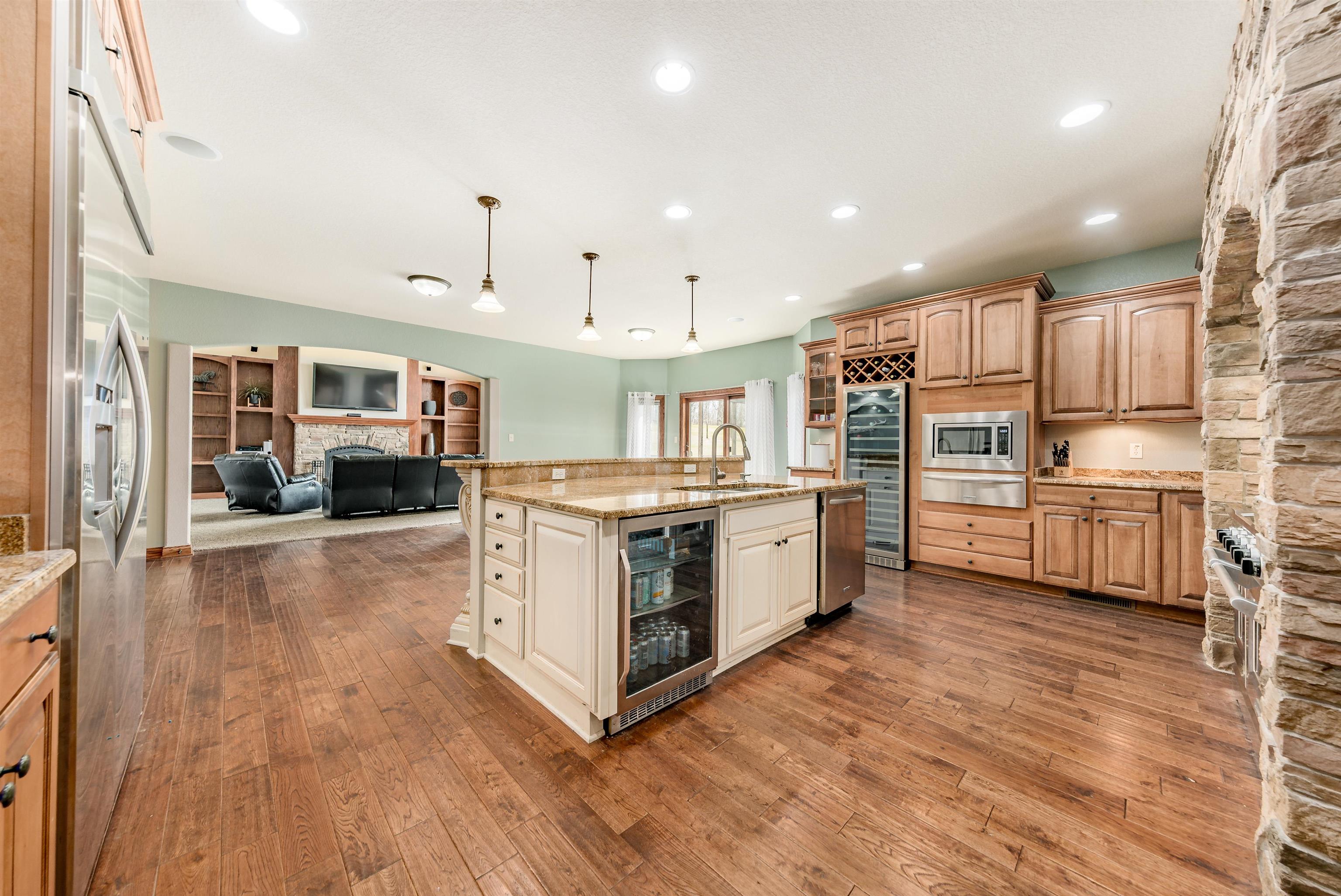 Fredonia, Wisconsin 53021, United States, 5 Bedrooms Bedrooms, ,5 BathroomsBathrooms,Residential,Active,116552