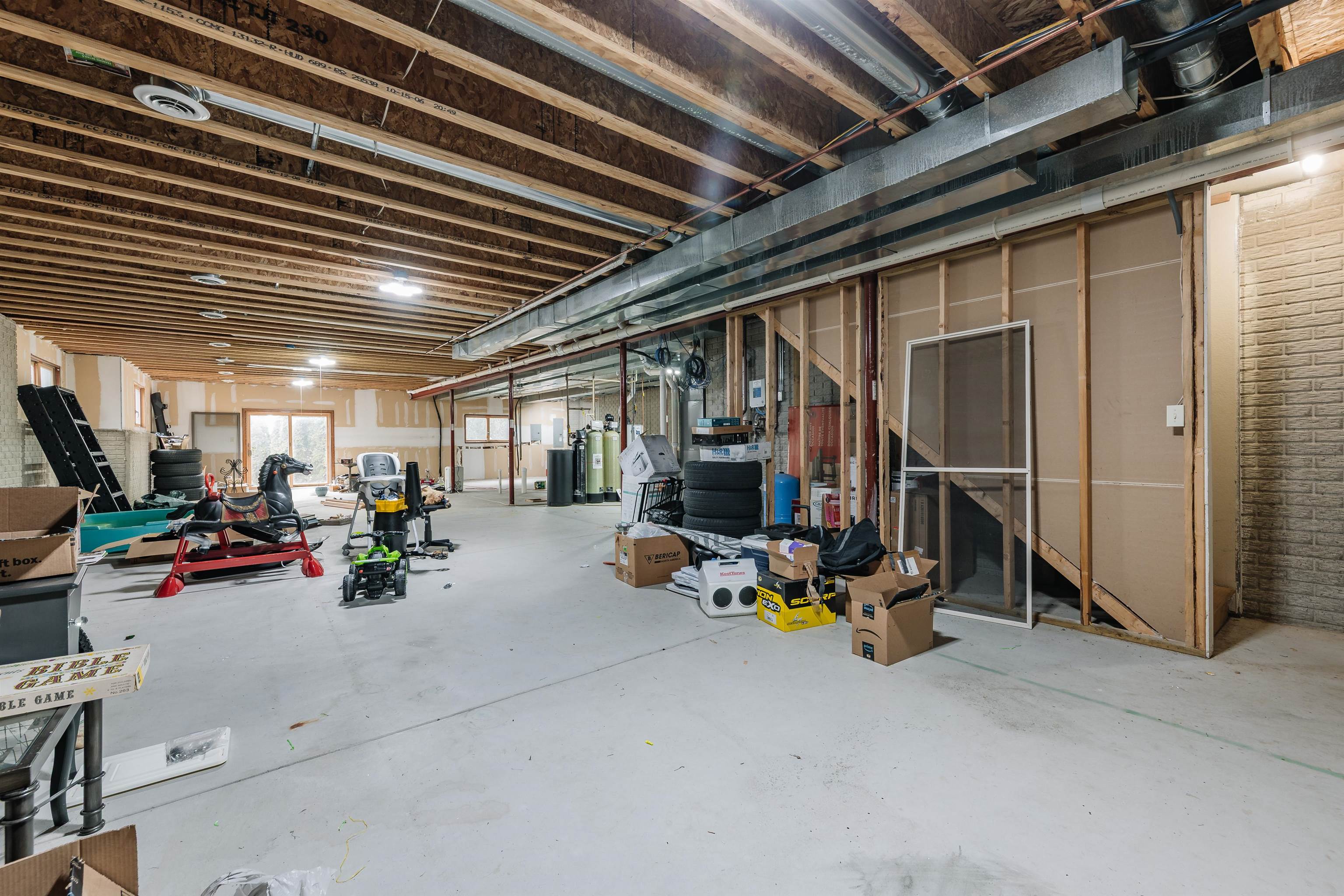 Fredonia, Wisconsin 53021, United States, 5 Bedrooms Bedrooms, ,5 BathroomsBathrooms,Residential,Active,116552