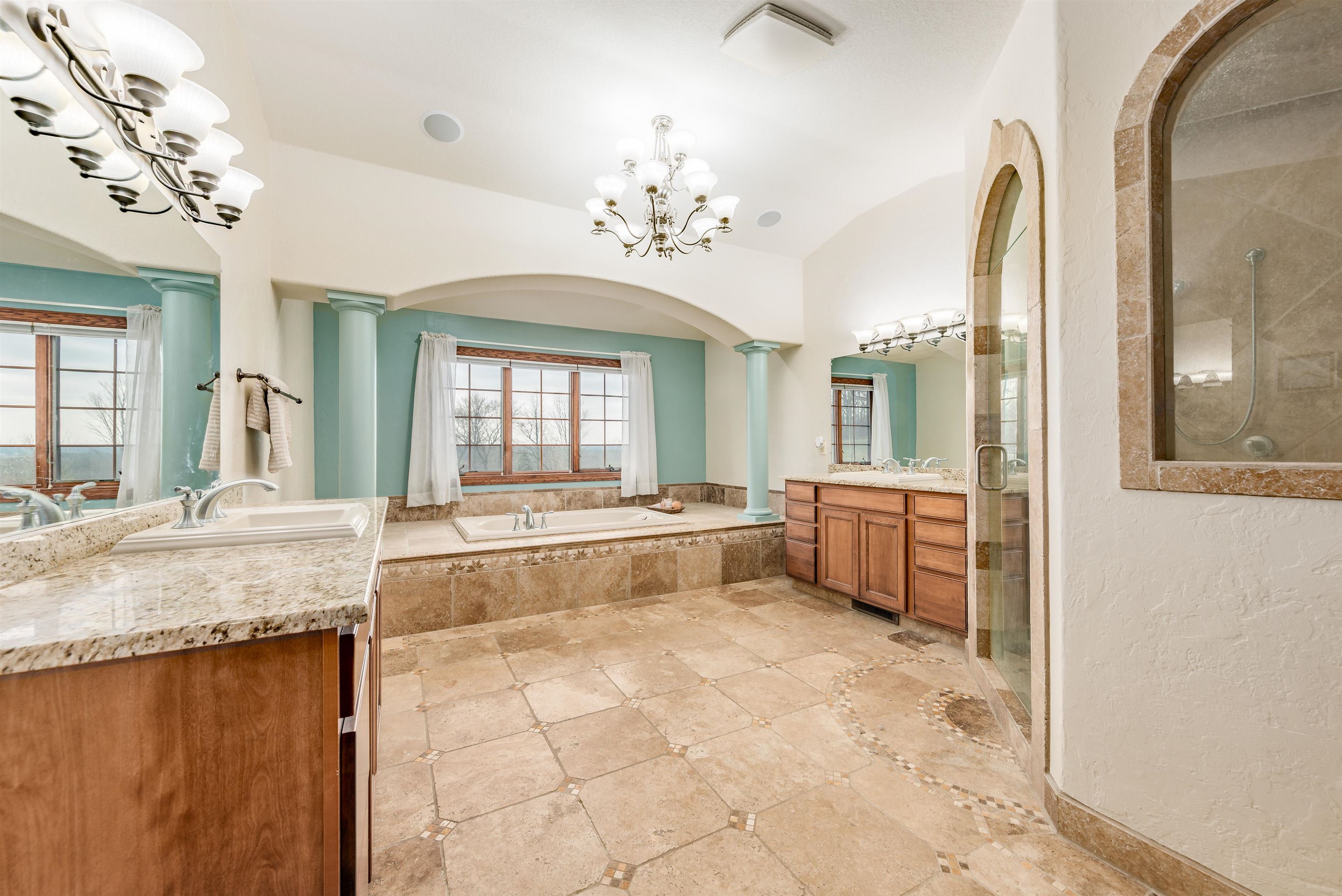 Fredonia, Wisconsin 53021, United States, 5 Bedrooms Bedrooms, ,5 BathroomsBathrooms,Residential,Active,116552