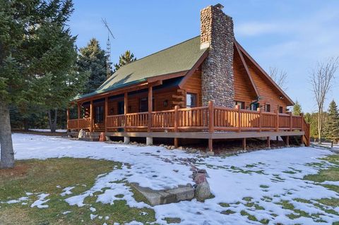 N645 37TH Avenue OMRO WI 54963