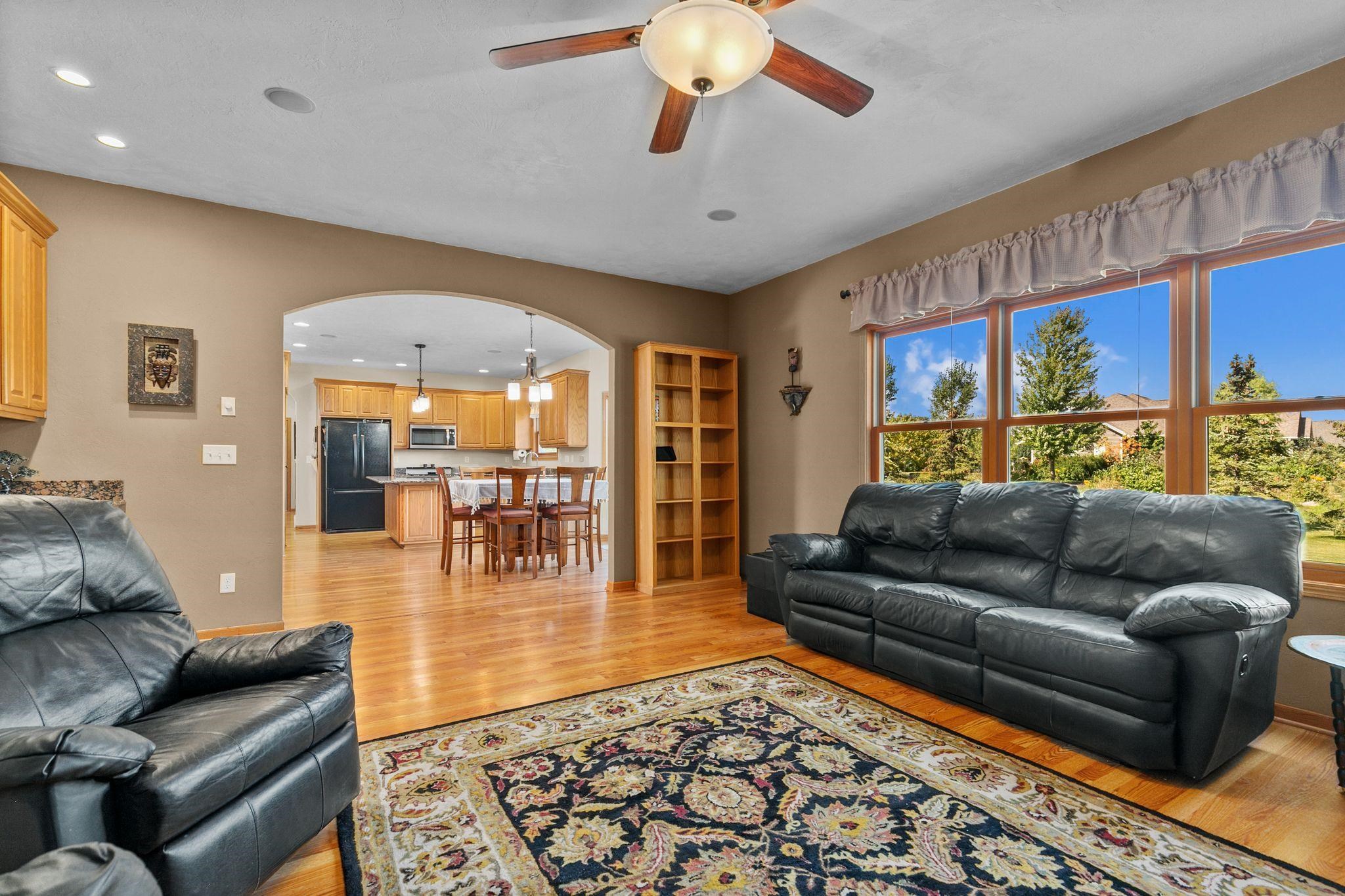 Sherwood, Wisconsin 54169, United States, 5 Bedrooms Bedrooms, ,5 BathroomsBathrooms,Residential,Active,120536