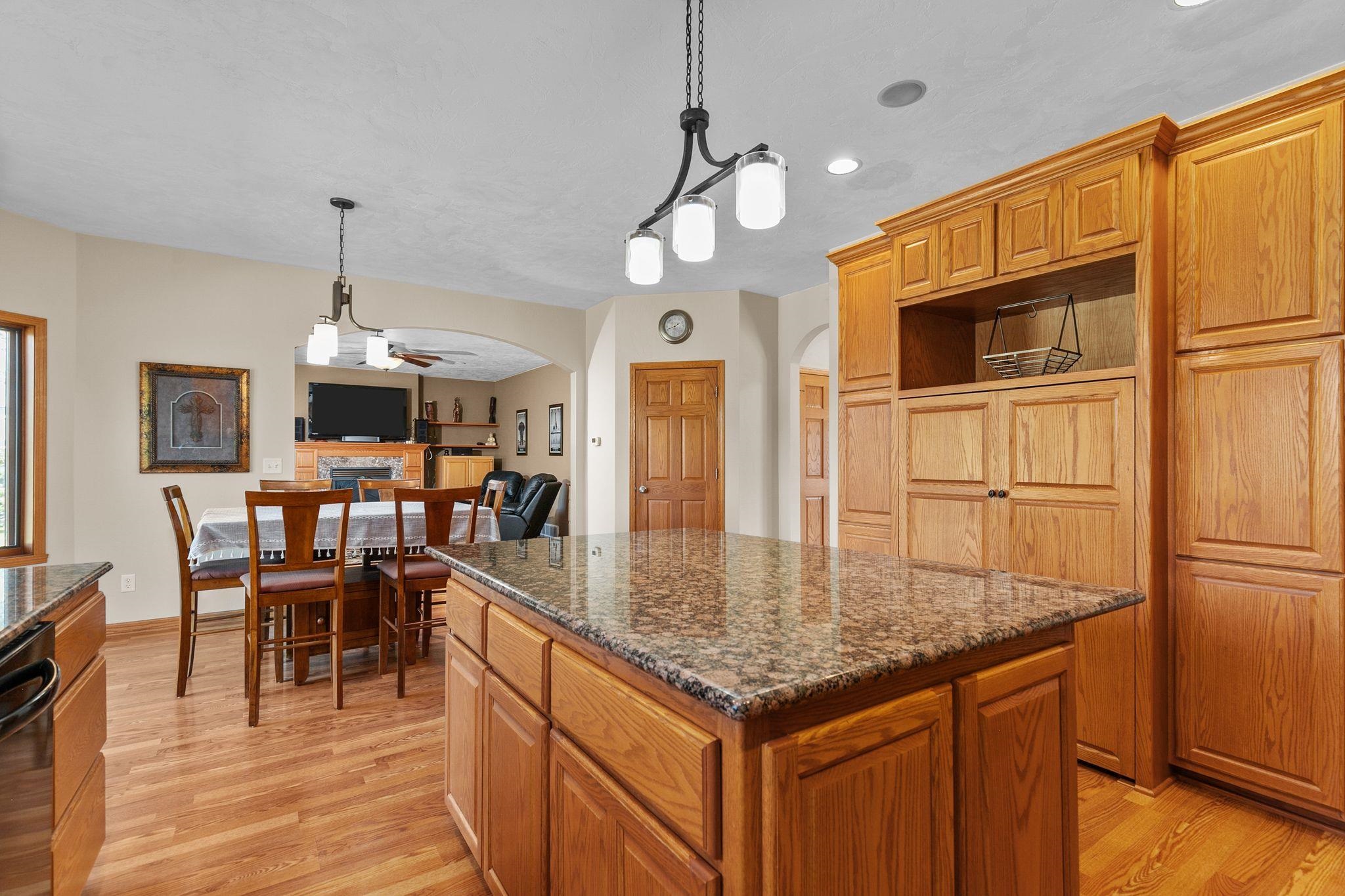 Sherwood, Wisconsin 54169, United States, 5 Bedrooms Bedrooms, ,5 BathroomsBathrooms,Residential,Active,120536