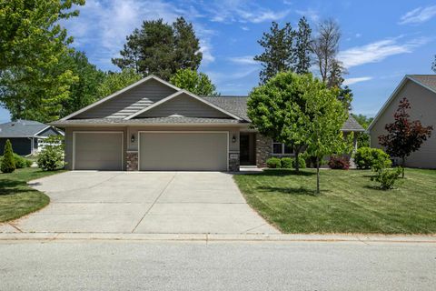 Photo of 4800 N INDIGO Lane, APPLETON, WI 54913 (MLS # 50327056)