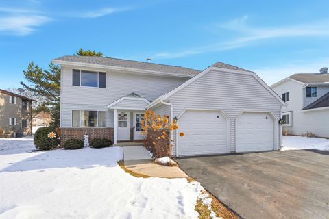 Photo of 17 CONCORD Drive, FOND DU LAC, WI 54935 (MLS # 50321185)
