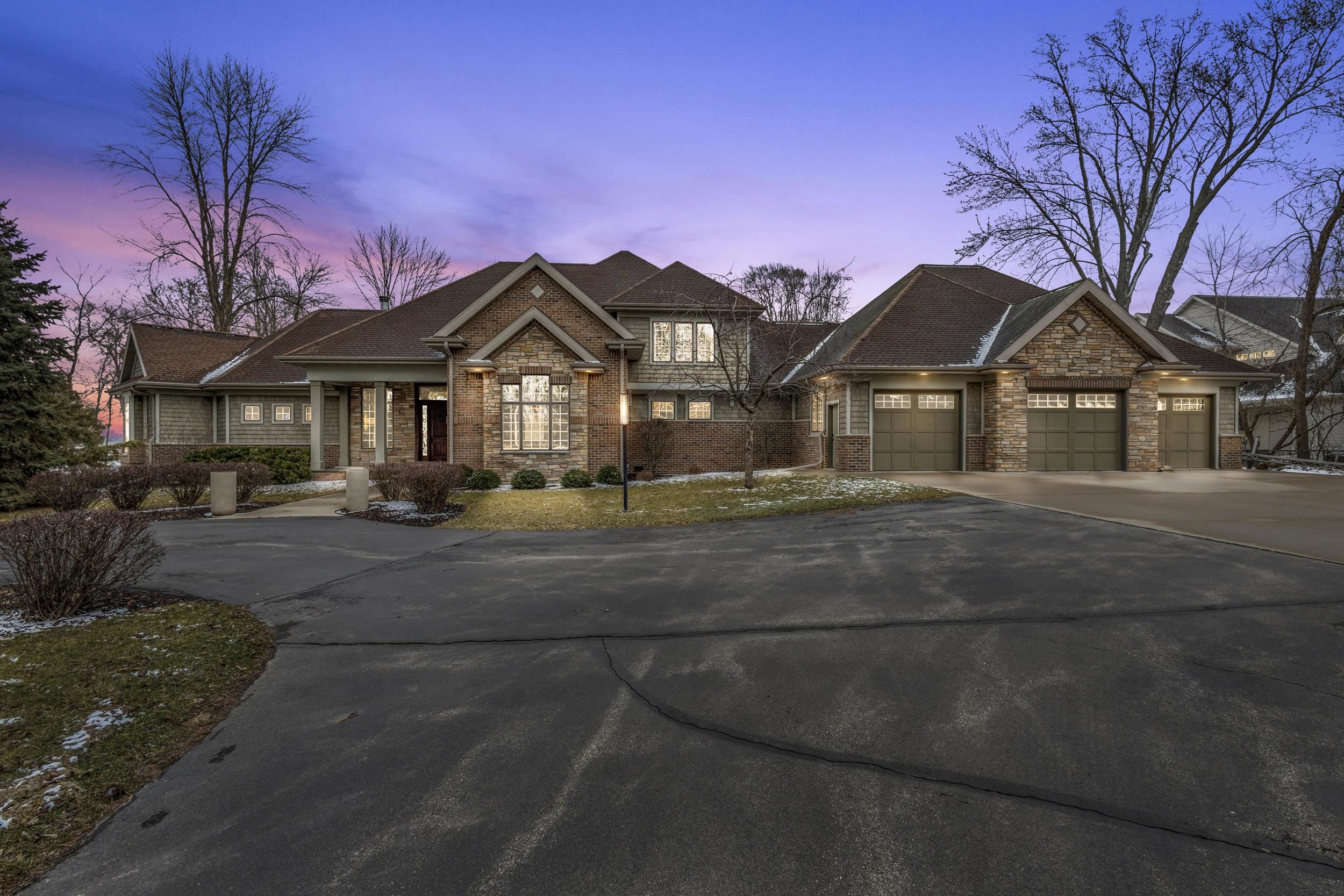 536 SUNRISE BAY Road