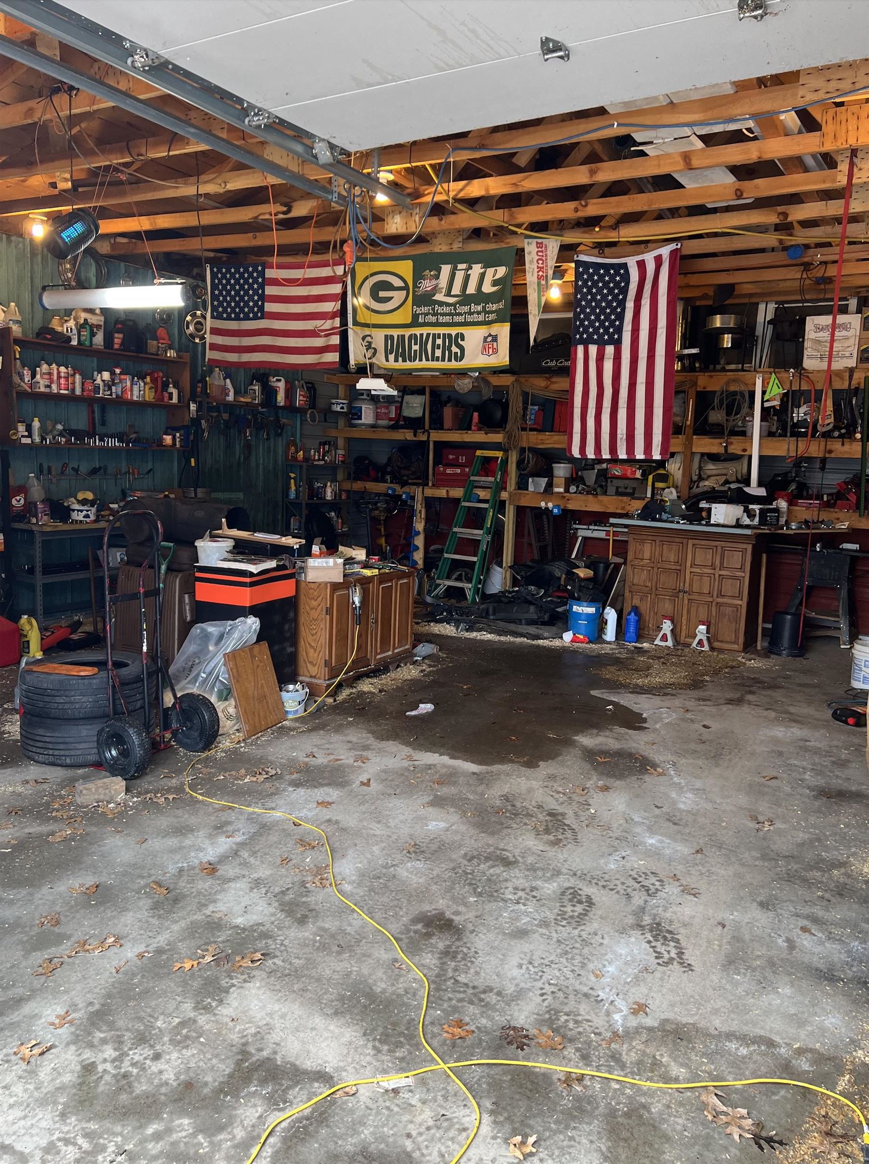 7534 OAK HILLS Drive