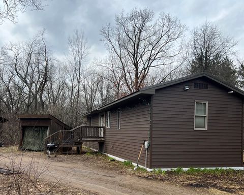 Photo of 7534 OAK HILLS Drive, ALMOND, WI 54909 (MLS # 50323660)