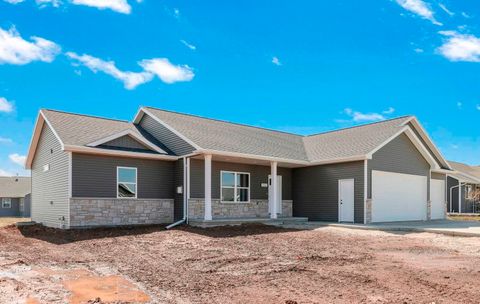 Photo of 2081 ANTELOPE Trail, KAUKAUNA, WI 54130 (MLS # 50307062)