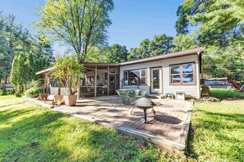 Photo of W6746 S SILVER LAKE Road, WAUTOMA, WI 54982 (MLS # 50314252)