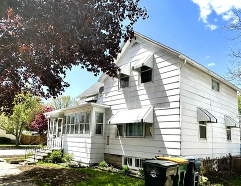 Photo of 154 N LINCOLN Avenue, FOND DU LAC, WI 54935 (MLS # 50330257)