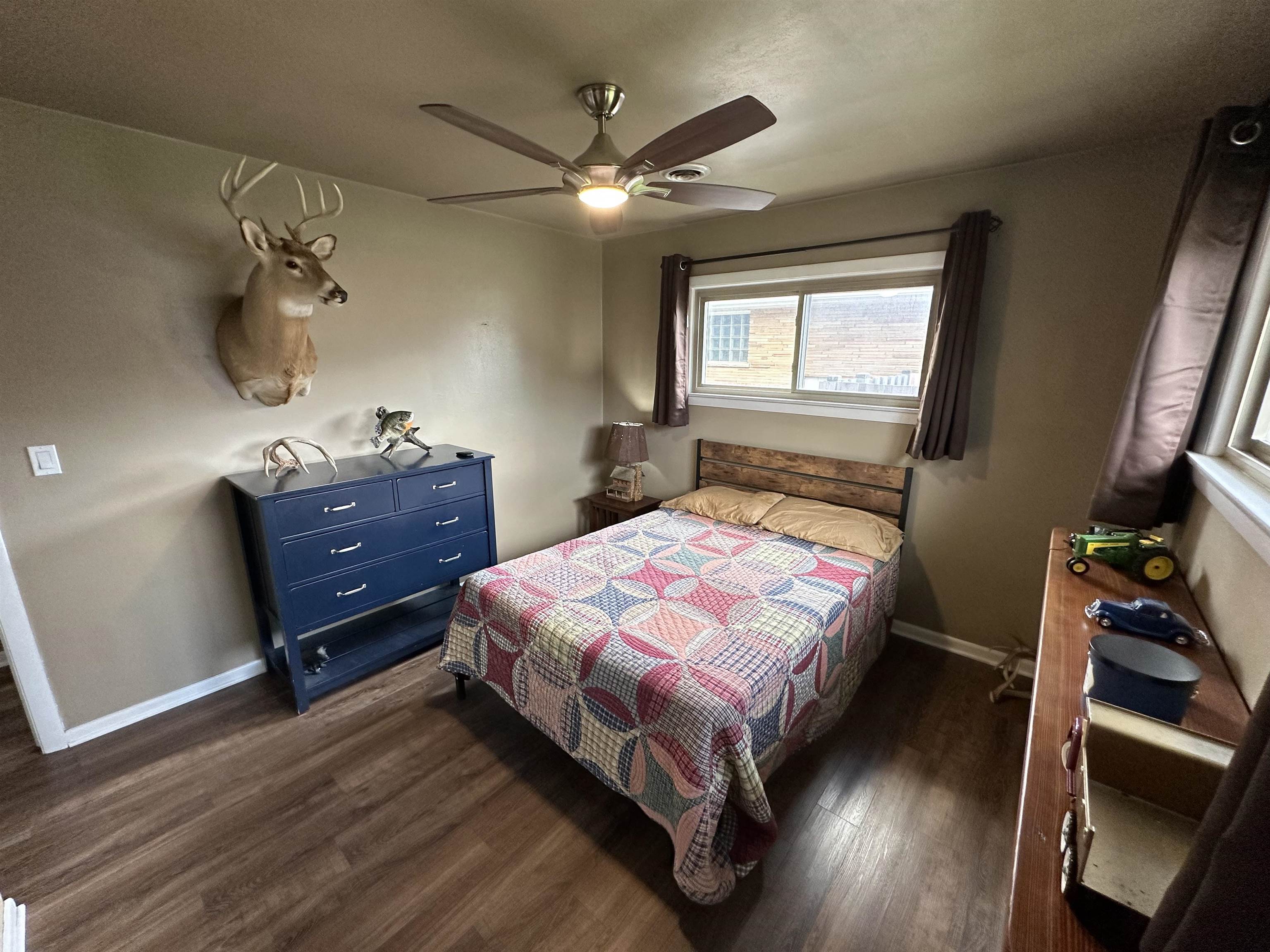 West Allis, Wisconsin 53219, United States, 3 Bedrooms Bedrooms, ,2 BathroomsBathrooms,Residential,Active,194500