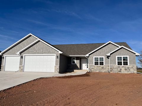 Photo of 1515 CAROLINE Drive, NEW LONDON, WI 54961 (MLS # 50318618)