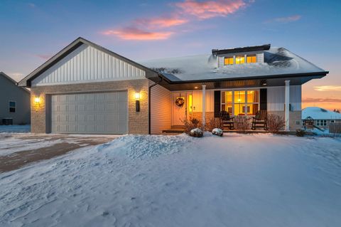 Photo of 567 EAGLE Drive, OCONTO FALLS, WI 54154 (MLS # 50320233)